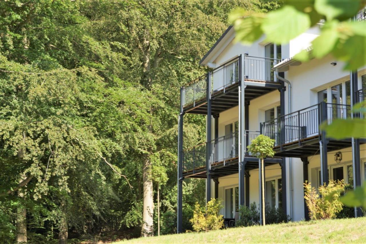 Ferienwohnung Waldloft ゼリン エクステリア 写真